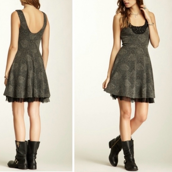 Free People Dresses & Skirts - Free People Rock Princess Dress Gray Sleeveless Floral Beaded Tulle Skirt Sz L